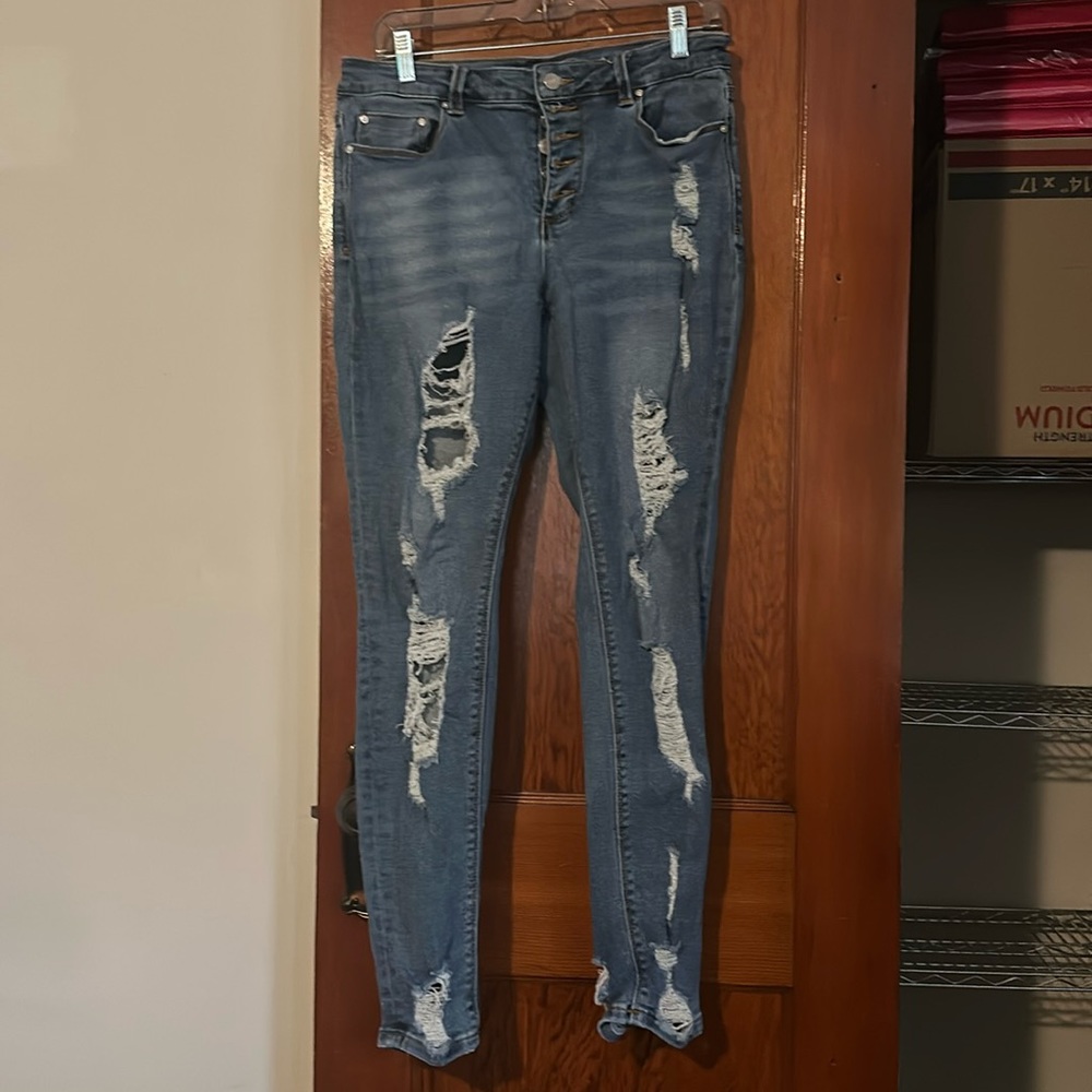 Ripped jeans
